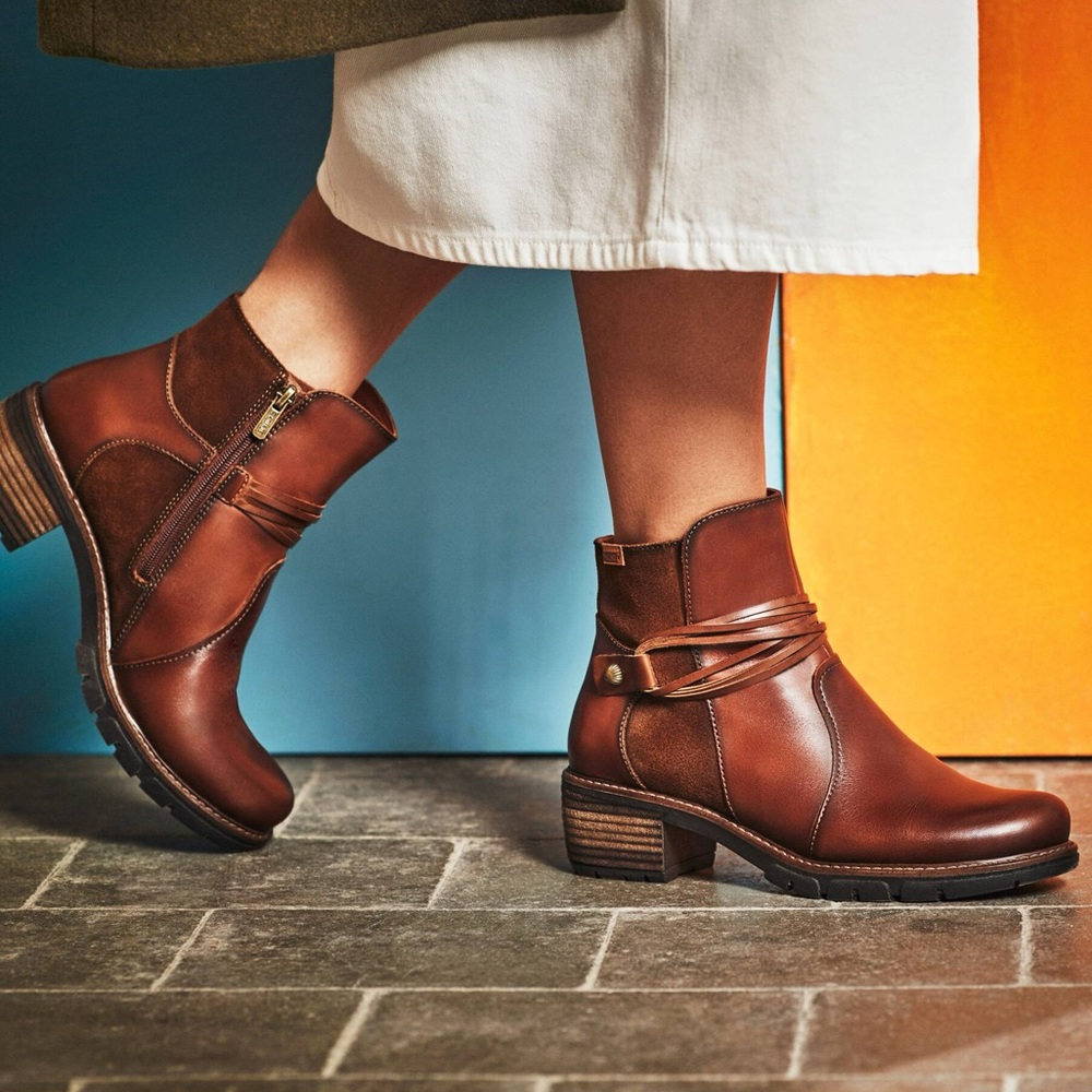 NWOB Pikolinos San Sebastián Boots Size 39